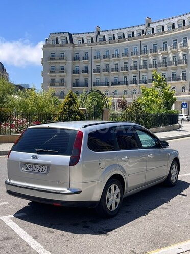 Ford Focus-3