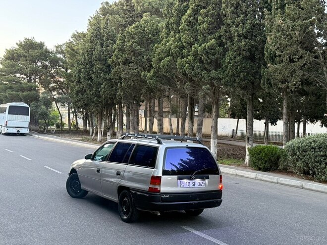 Opel Astra-8