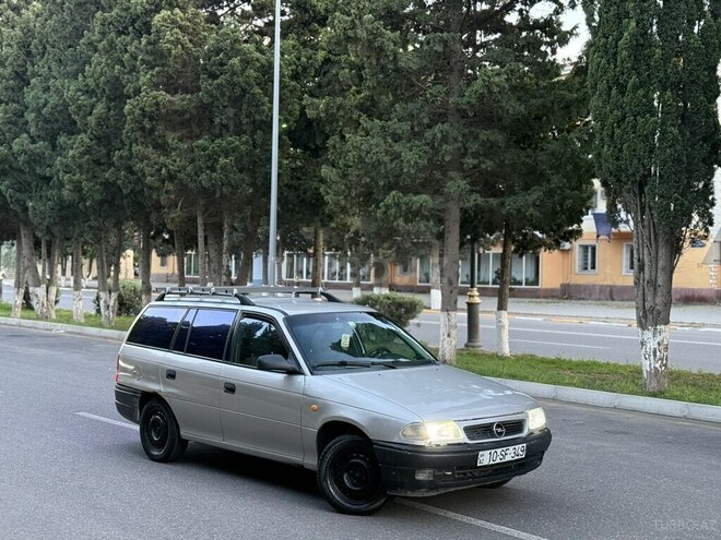 Opel Astra-6