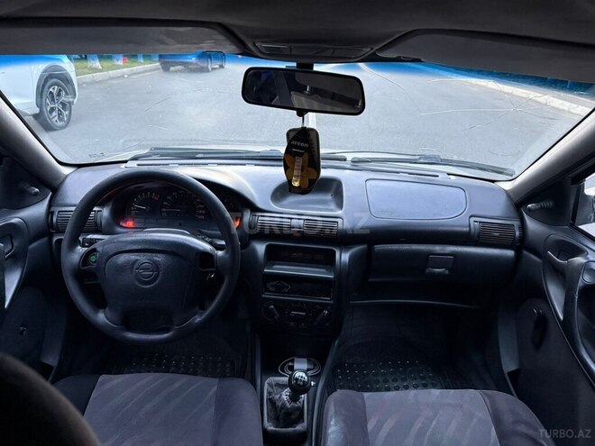 Opel Astra-19