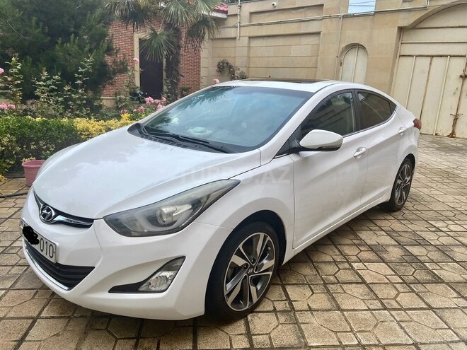 Hyundai Elantra-2