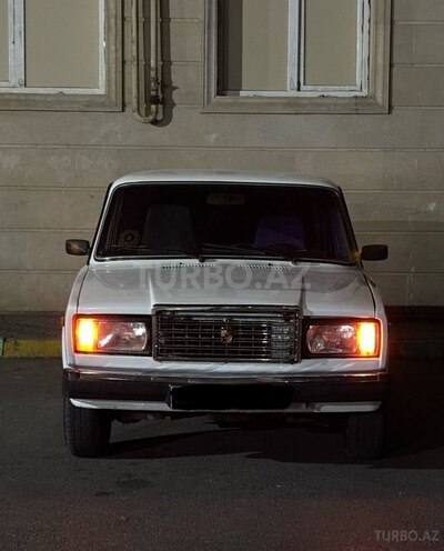 LADA (VAZ) 2107-1