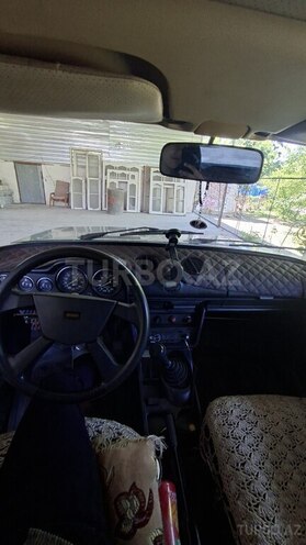 LADA (VAZ) 2106-4