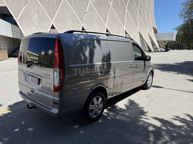 Mercedes Vito-12