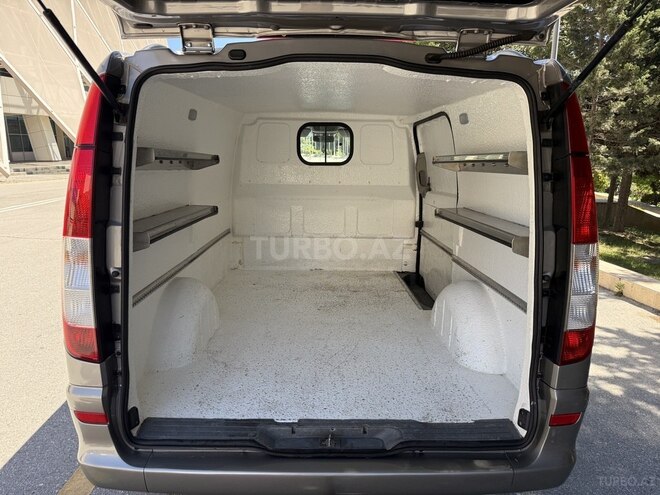 Mercedes Vito-13