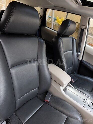 Subaru Tribeca-10