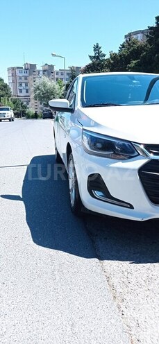 Chevrolet Onix-16