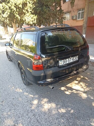 Opel Vectra-4