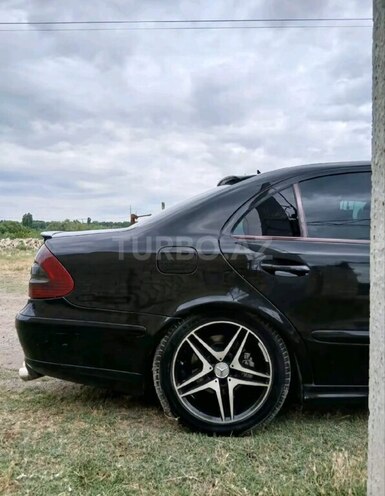 Mercedes E 220-6