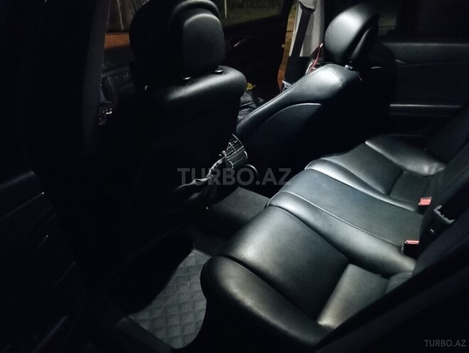 Mercedes E 220-4