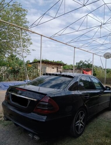 Mercedes E 220-9