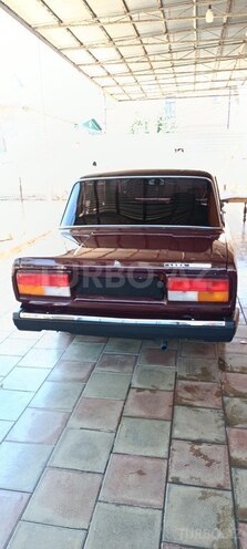 LADA (VAZ) 2107-2