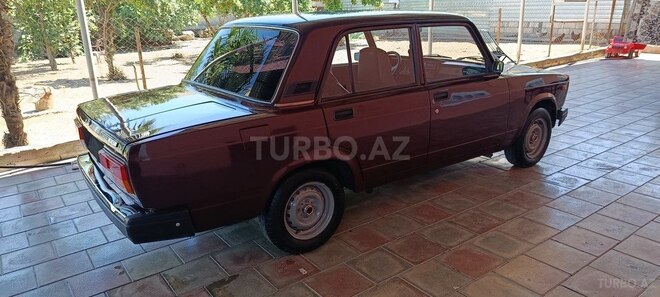 LADA (VAZ) 2107-5