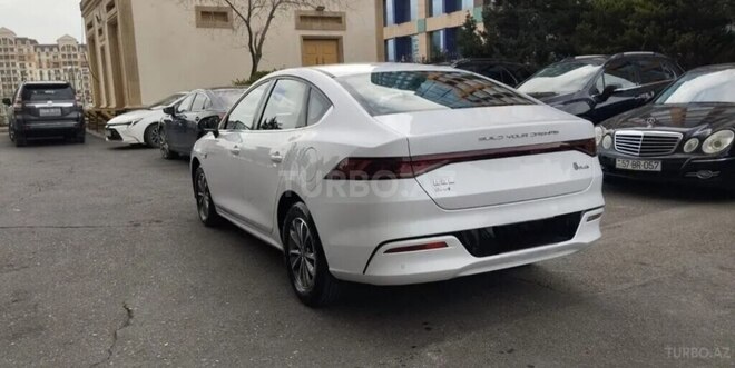 BYD Qin Plus-8