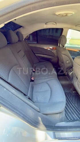 Mercedes E 220-7