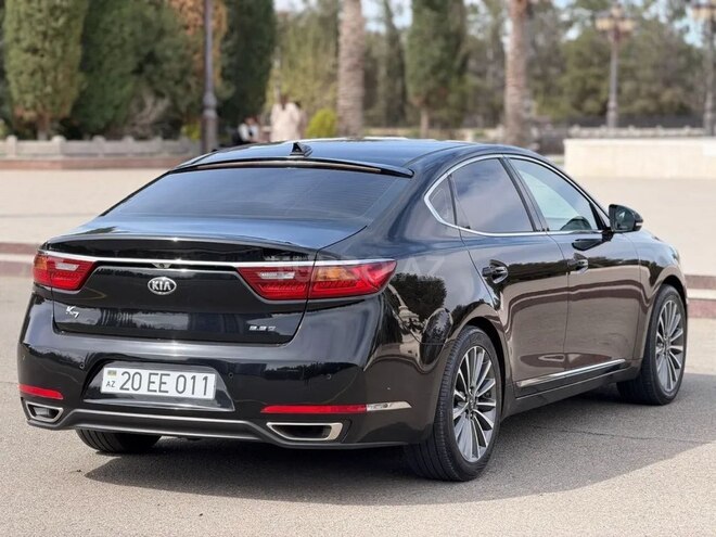 Kia K7-10