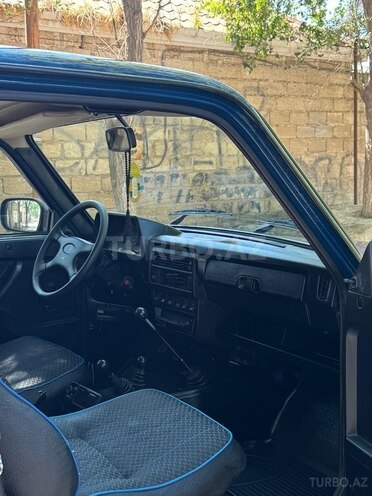 LADA (VAZ) Niva-3