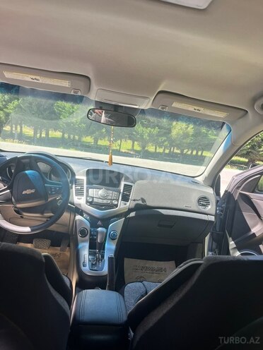 Chevrolet Cruze-8