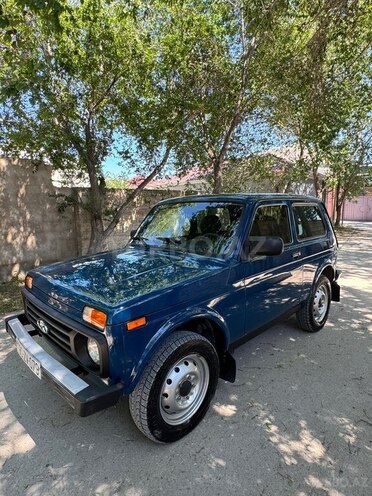 LADA (VAZ) Niva-6