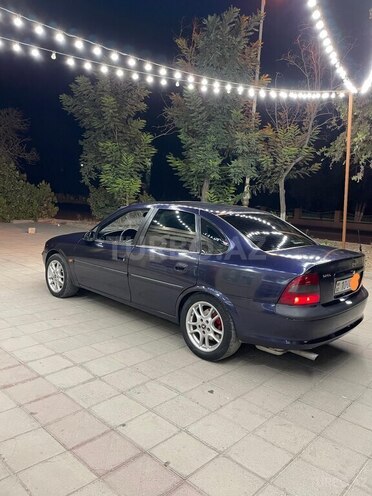 Opel Vectra-2