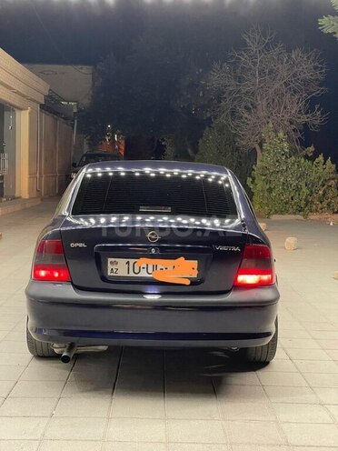 Opel Vectra-3