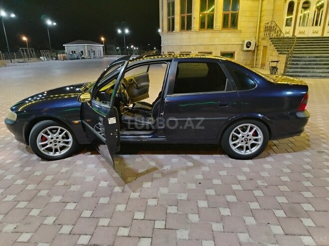 Opel Vectra-6