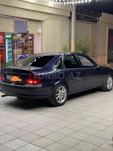 Opel Vectra-4