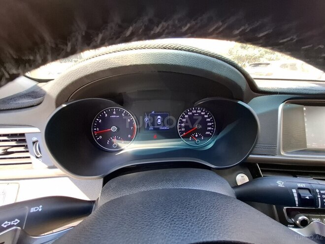 Kia K5-15