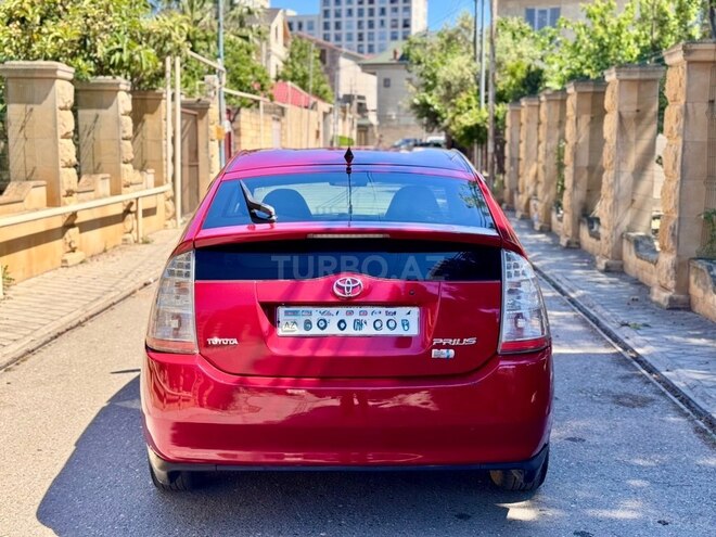 Toyota Prius-5