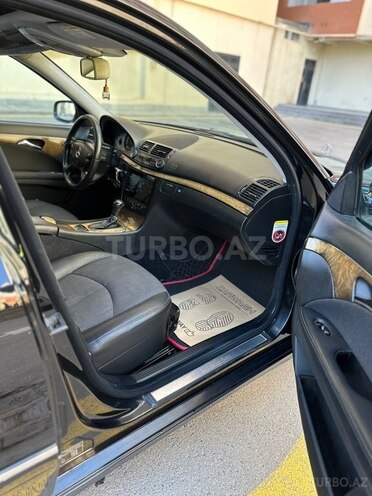 Mercedes E 220-8