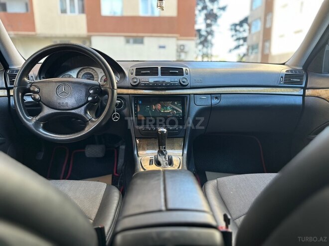 Mercedes E 220-7