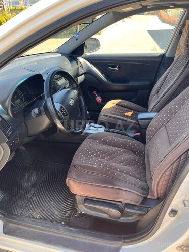 Hyundai Elantra-7