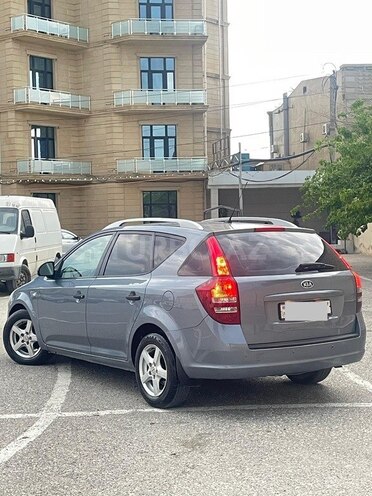 Kia Ceed SW-2