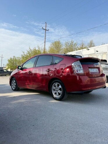 Toyota Prius-5