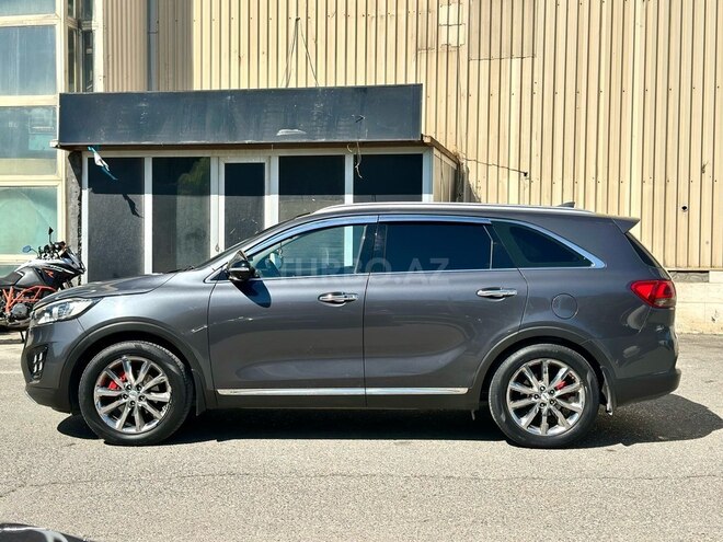 Kia Sorento-9