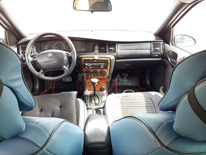 Opel Vectra-8