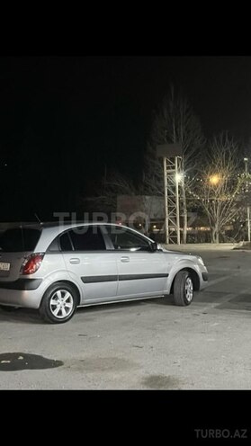 Kia Rio-7