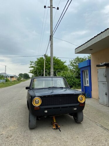 LADA (VAZ) 21011-4