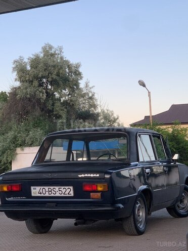 LADA (VAZ) 21011-2