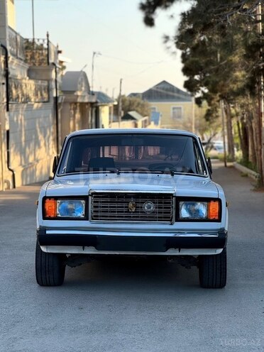 LADA (VAZ) 2107-1