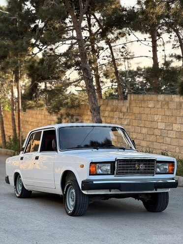 LADA (VAZ) 2107-5