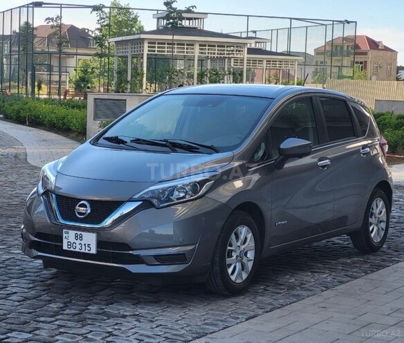 Nissan Note-2