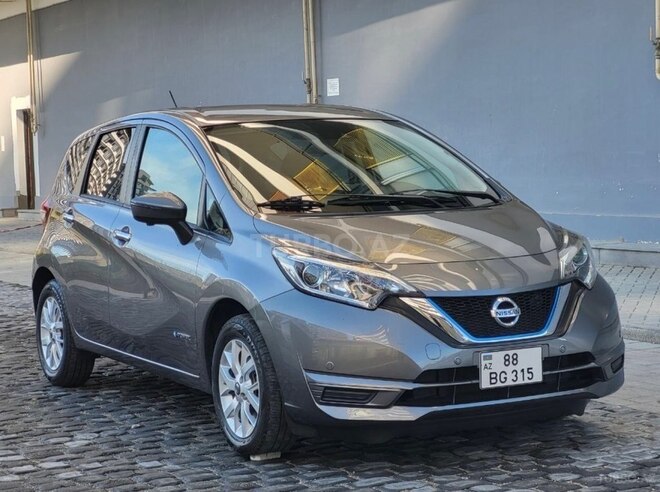 Nissan Note-1