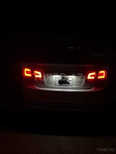 Chevrolet Cruze-8