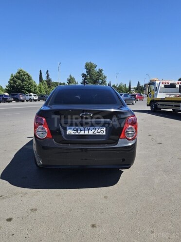 Chevrolet Aveo-2