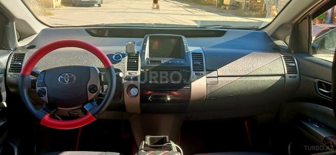 Toyota Prius-7