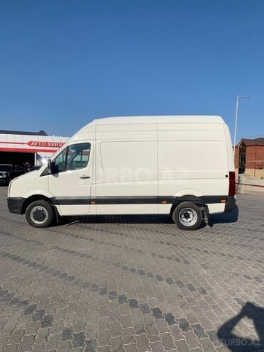 Volkswagen Crafter-3
