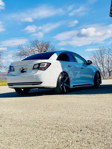 Chevrolet Cruze-11