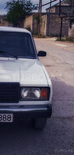 LADA (VAZ) 2107-2