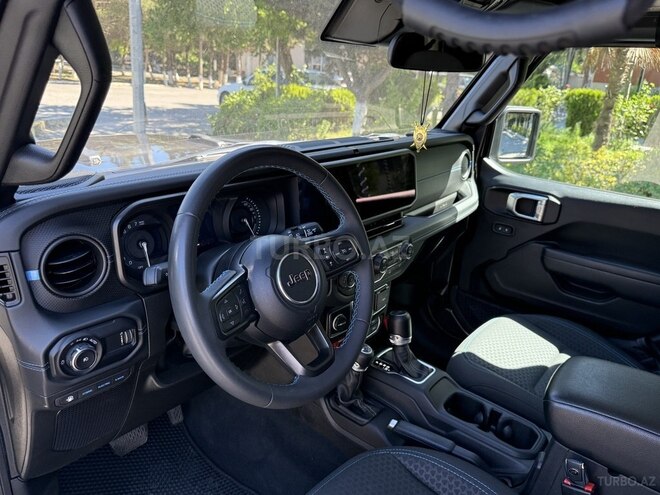 Jeep Wrangler-5